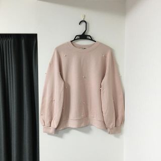 ザラ(ZARA)の【新品】ZARA TRF パール付きスウェット(トレーナー/スウェット)