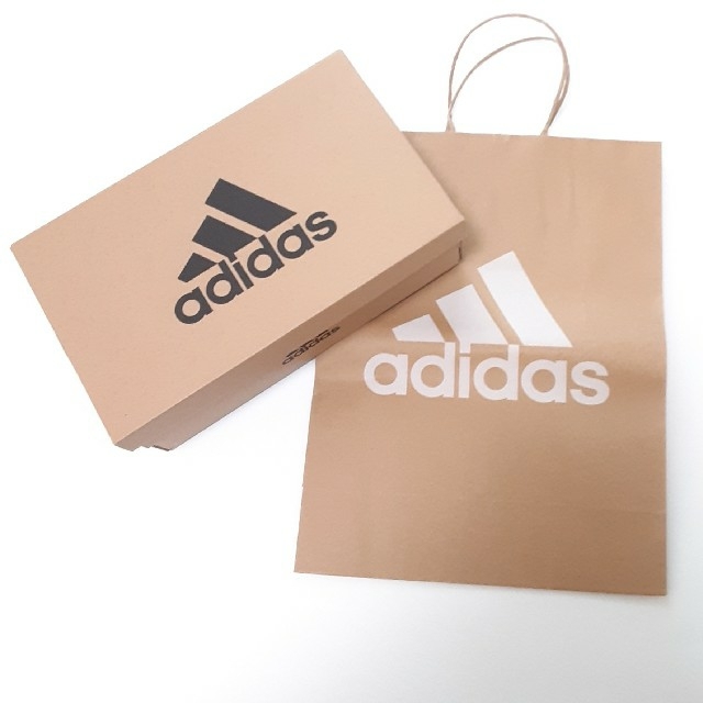 adidas(アディダス)のアディダス スニーカー空箱 紙袋セット その他のその他(その他)の商品写真