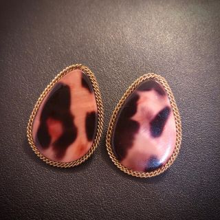 レオパード シェルピアス(ピアス)