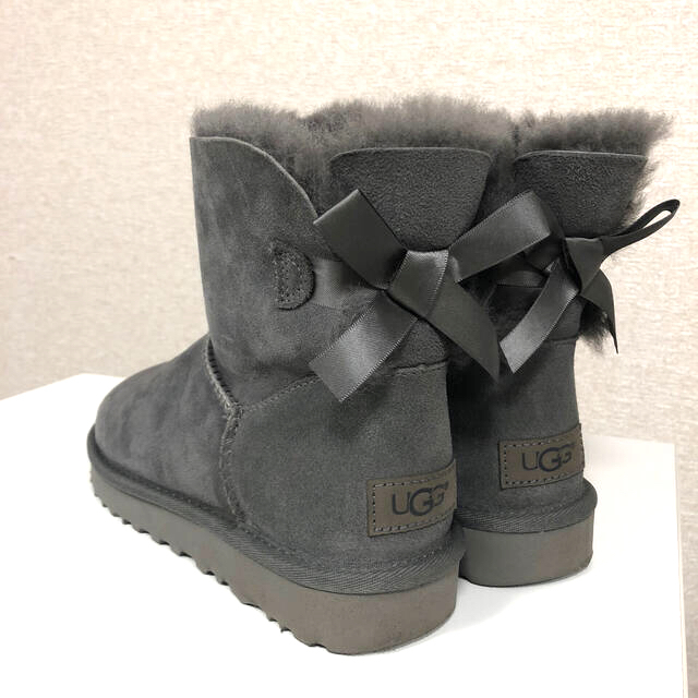 【美品】UGGリボンブーツ