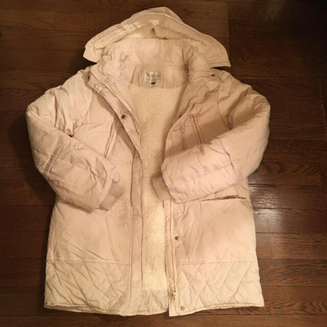 新品　レディース　ダウンコート　オフホワイト　 レディースのジャケット/アウター(ダウンジャケット)の商品写真