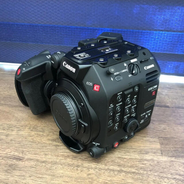 EOS C300 Mark III