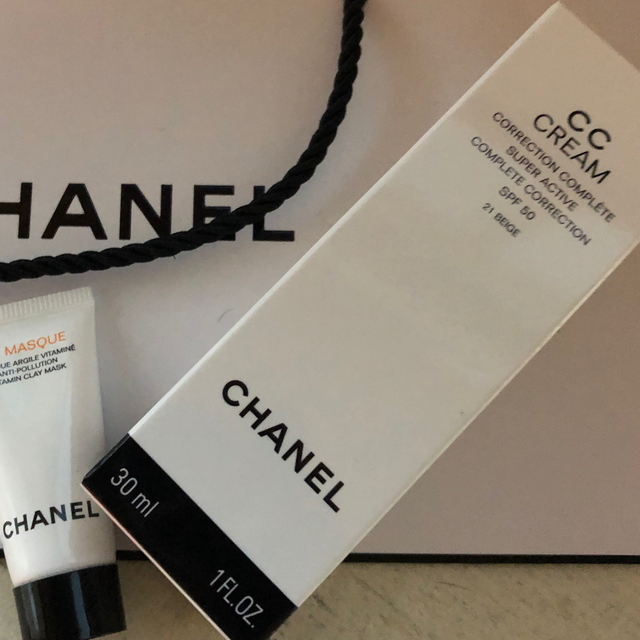 CHANEL(シャネル)のシャネル  CCクリームN 21ベージュ(直営店品)+シャネル サンプル付き コスメ/美容のベースメイク/化粧品(CCクリーム)の商品写真