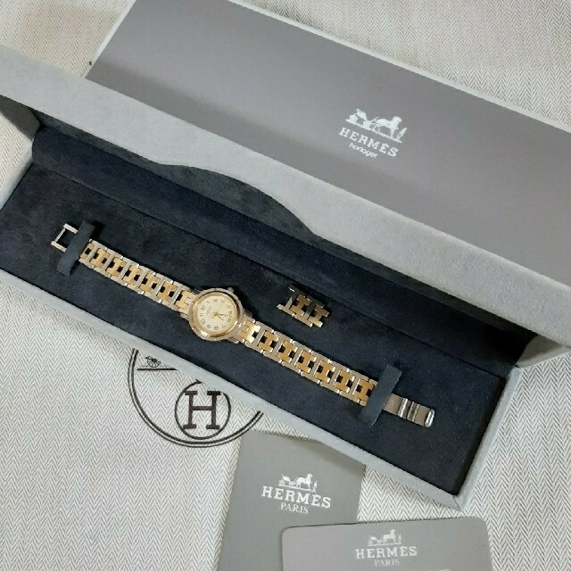 Hermes(エルメス)のHERMES　クリッパー&iCBファー付き　タピ様用 レディースのファッション小物(腕時計)の商品写真