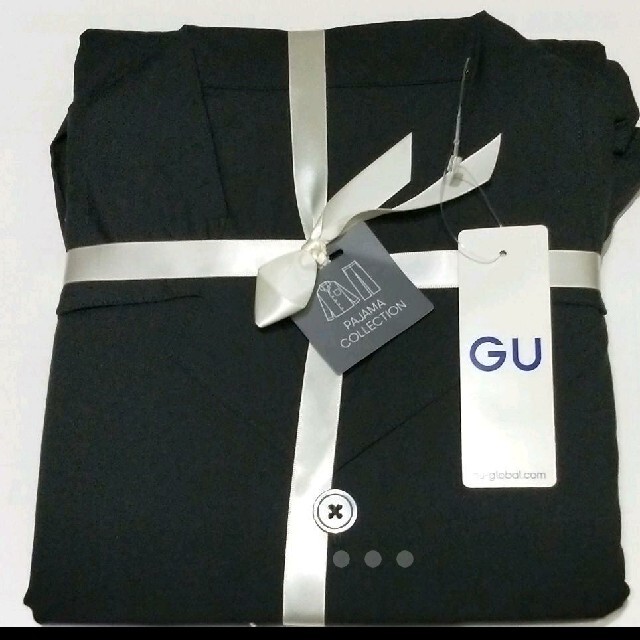 GU(ジーユー)のメンズ　オープンカラーパジャマ　新品 メンズのトップス(その他)の商品写真