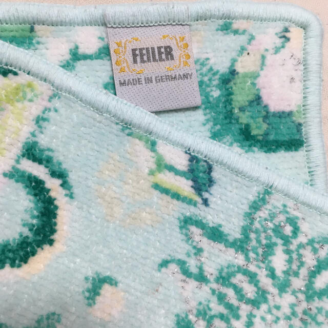 FEILER(フェイラー)の《FEILER》ANAｺﾗﾎﾞ サムシンググリーン ﾊﾝｶﾁ レディースのファッション小物(ハンカチ)の商品写真