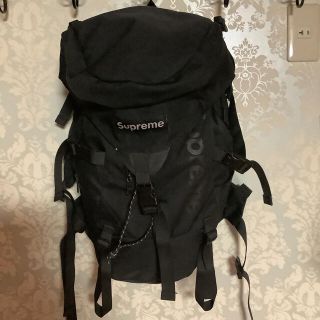 MH941 Supreme Reign 23 Backpack シルバー