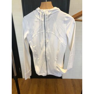 ルルレモン(lululemon)のLululemon ルルレモンHooded Define Jacket Nulu(ヨガ)