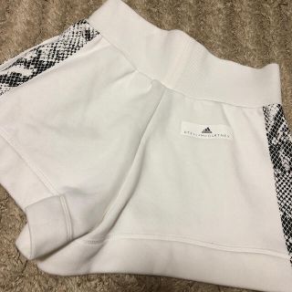 アディダスバイステラマッカートニー(adidas by Stella McCartney)のadidas by STELLAMcCARTNEY ショートパンツ(ショートパンツ)