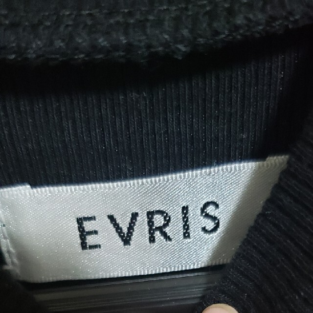 EVRIS(エヴリス)のエヴリス　コーデュロイシャツ レディースのトップス(シャツ/ブラウス(長袖/七分))の商品写真