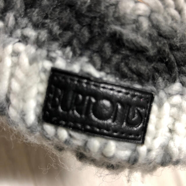 BURTON(バートン)のburton ニットキャップ　ビーニー レディースの帽子(ニット帽/ビーニー)の商品写真