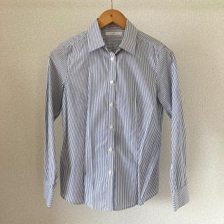 ユニクロ(UNIQLO)の美品UNIQLO フォーマルシャツ　ウィメンズ  ストライプ　Mサイズ　ユニクロ(シャツ/ブラウス(長袖/七分))