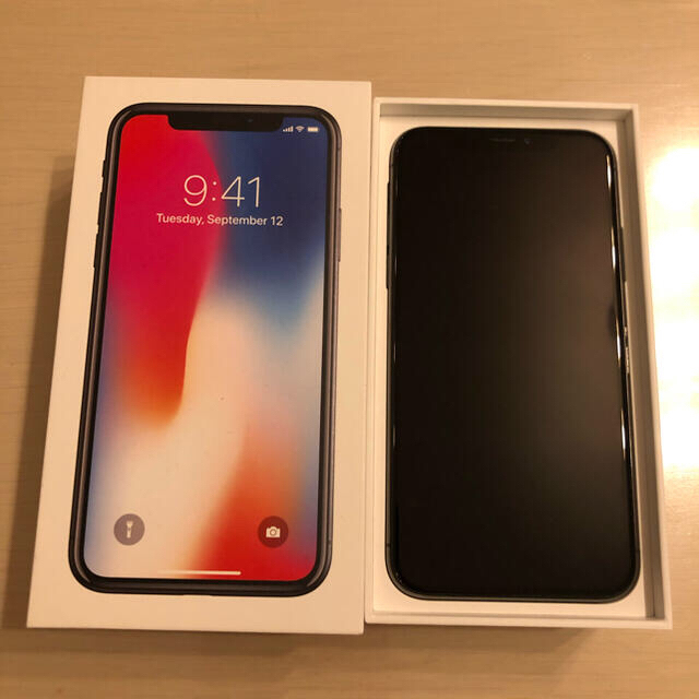 iPhone(アイフォーン)の年内限定お値下⭐︎動作確認済 美品 iPhoneX スペースグレイ 256G スマホ/家電/カメラのスマートフォン/携帯電話(スマートフォン本体)の商品写真