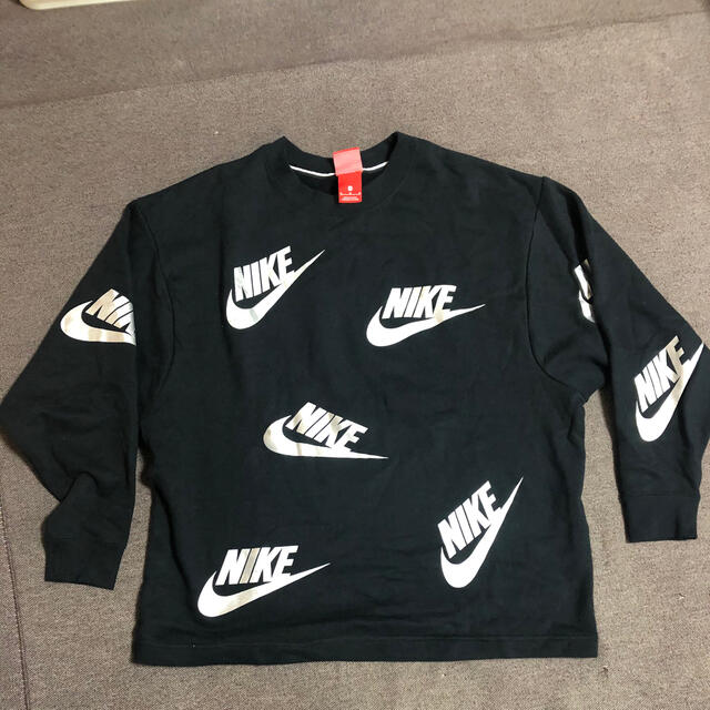 NIKE  トレーナー　M   黒　　正規品 3