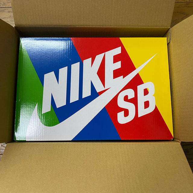 ナイキ　NIKE SBダンクhigh×コンセプツ