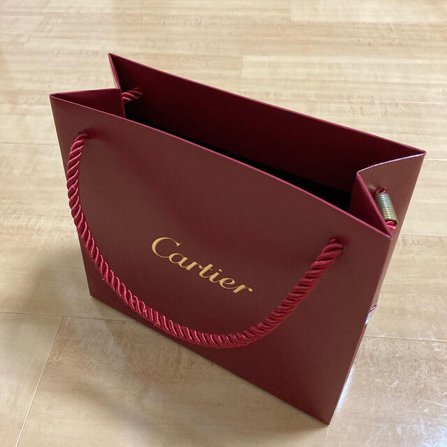 Cartier(カルティエ)のCartier  カルティエ  ショッパー　ショップ袋  紙袋 レディースのバッグ(ショップ袋)の商品写真