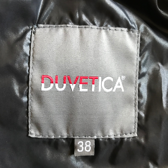 DUVETICA(デュベティカ)のDUVETICA  デュベティカ　ダウン レディースのジャケット/アウター(ダウンジャケット)の商品写真