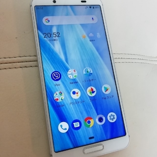 AQUOS(アクオス)のAQUOS sense3 lite シルバーホワイト スマホ/家電/カメラのスマートフォン/携帯電話(スマートフォン本体)の商品写真