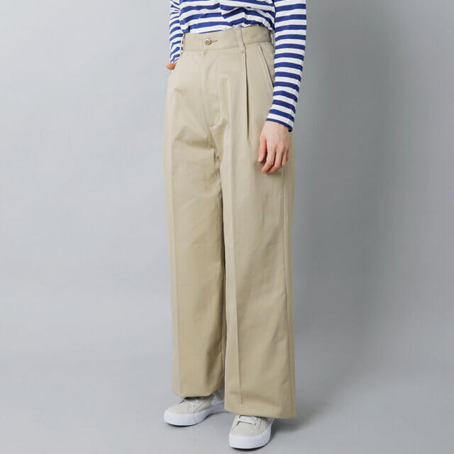 YAECA(ヤエカ)のお値下げ中です！LENO Baggy Chino Trousers レディースのパンツ(チノパン)の商品写真