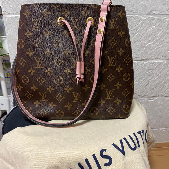 LOUIS VUITTON ネオノエのサムネイル