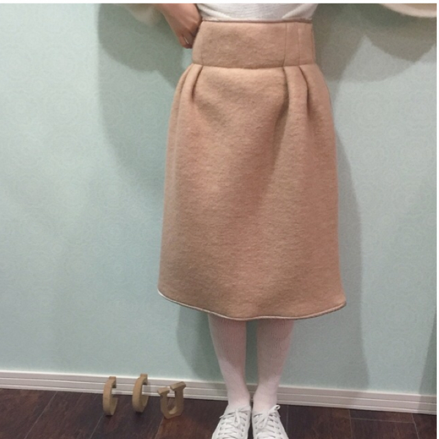 THEATRE PRODUCTS(シアタープロダクツ)のシアター💓ボアタブルフェイススカート レディースのスカート(ひざ丈スカート)の商品写真