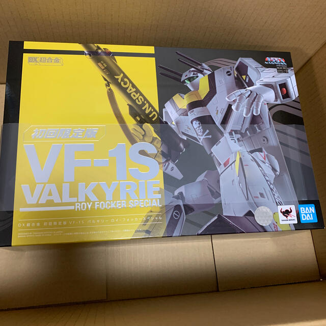 DX超合金 初回限定版VF-1S バルキリー ロイフォッカーフィギュア