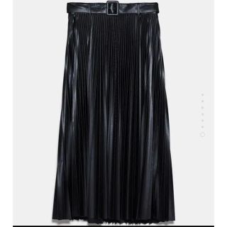 ザラ(ZARA)のzara フェイクレザープリーツスカート(ロングスカート)