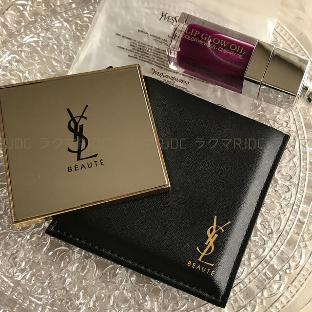 Yves Saint Laurent Beaute(イヴサンローランボーテ)の【新品未開封】限定非売品 イヴサンローラン ミラー（専用ケース付） レディースのファッション小物(ミラー)の商品写真