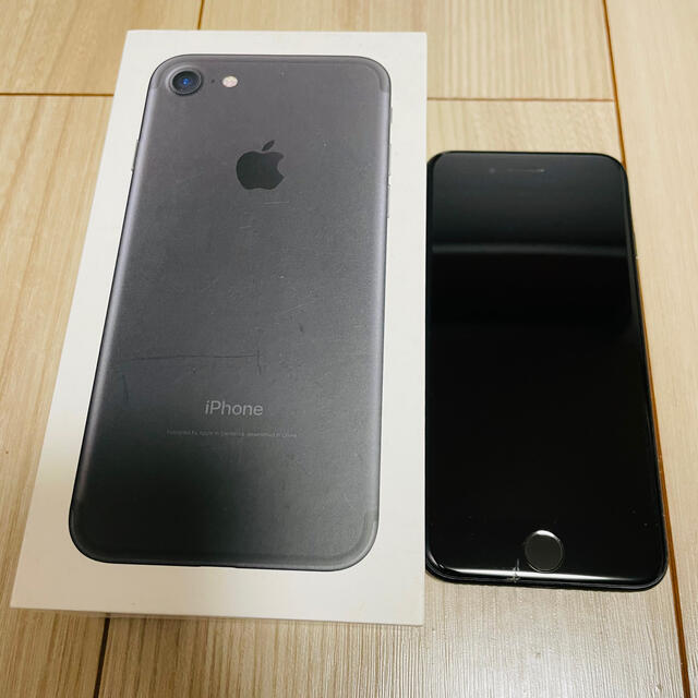 iPhone7 128G ブラック SIMフリースマートフォン本体