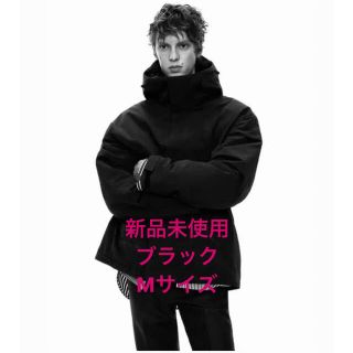 ユニクロ(UNIQLO)の新品未使用 ユニクロ +j ハイブリッドダウンオーバーサイズパーカ　黒　M(ダウンジャケット)