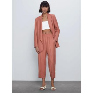 ザラ(ZARA)のZARA ピンクジャケット&パンツセットアップ(セット/コーデ)