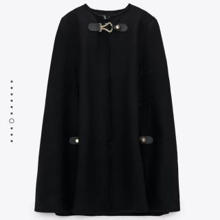 ザラ(ZARA)のバックル付きケープコート　ZARA(ポンチョ)