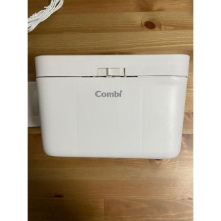 コンビ(combi)のちゅちや様専用♡おしりふきウォーマー　白　ホワイト(ベビーおしりふき)