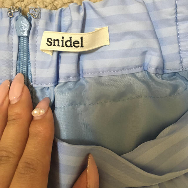 SNIDEL(スナイデル)のsnidel ストライプフレアスカート レディースのスカート(ひざ丈スカート)の商品写真