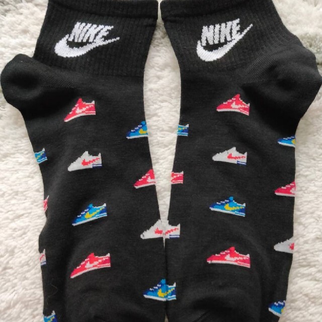 NIKE(ナイキ)のNIKE 靴下 24〜26cm ソックス 3足セット メンズのレッグウェア(ソックス)の商品写真