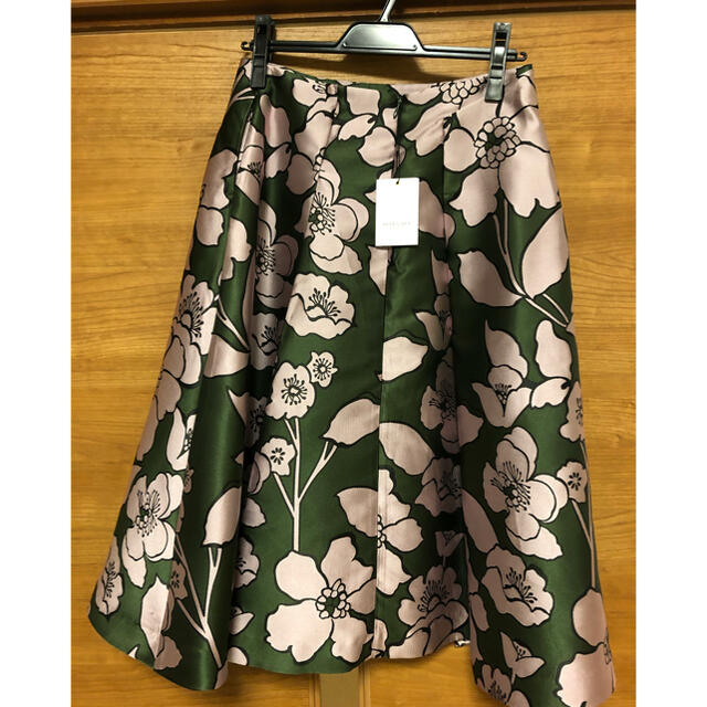 Chesty(チェスティ)の新品　セブンテン　川人未帆　アンシンメトリージャガードスカート　M レディースのスカート(ロングスカート)の商品写真