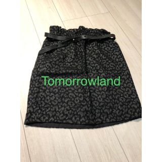 トゥモローランド(TOMORROWLAND)のTomorrowland 美品☆ タイトスカート　(ひざ丈スカート)