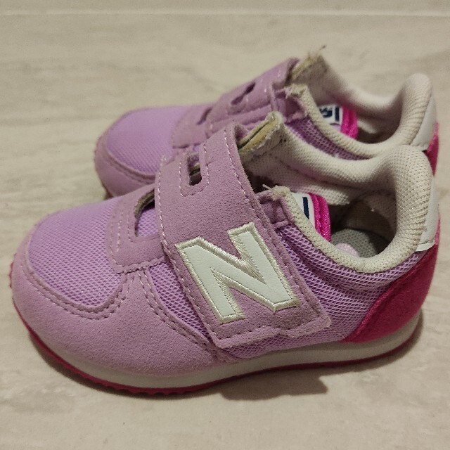 New Balance(ニューバランス)のNEW BALANCE ベビーシューズ　ピンク 12.0cm キッズ/ベビー/マタニティのベビー靴/シューズ(~14cm)(スニーカー)の商品写真