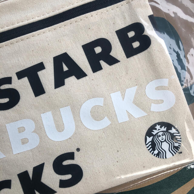 Starbucks Coffee(スターバックスコーヒー)のスタバホリデー　2020ノベルティポーチ　★未開封★ ポーチ　スタバ エンタメ/ホビーのコレクション(ノベルティグッズ)の商品写真