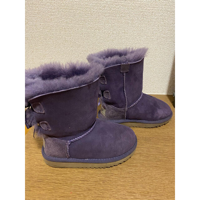 UGG(アグ)の【ちっくさま専用】ugg ムートンブーツ　パープル　キッズ16センチ キッズ/ベビー/マタニティのキッズ靴/シューズ(15cm~)(ブーツ)の商品写真