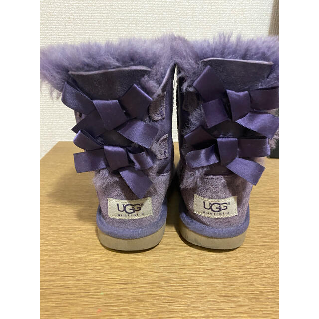 UGG(アグ)の【ちっくさま専用】ugg ムートンブーツ　パープル　キッズ16センチ キッズ/ベビー/マタニティのキッズ靴/シューズ(15cm~)(ブーツ)の商品写真