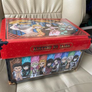 鬼滅の刃　お菓子収納BOX(キャラクターグッズ)