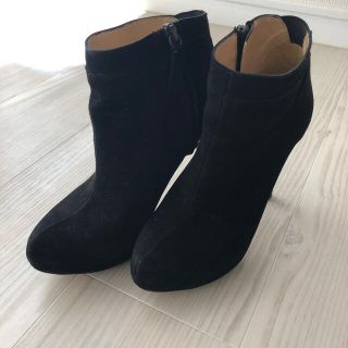 ザラ(ZARA)のZARA BASIC スエード風ブーティ サイズ37(ブーティ)