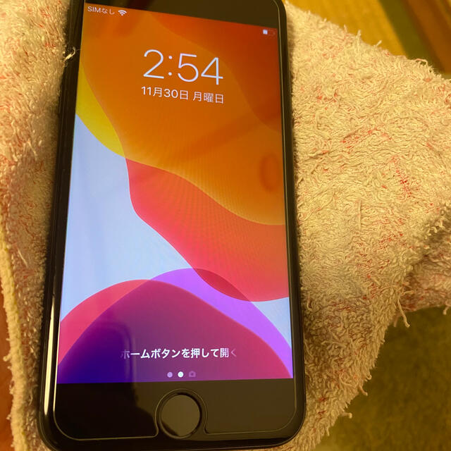 iPhone(アイフォーン)のiPhone8 256GB SIMフリー　美品　付属品未使用 スマホ/家電/カメラのスマートフォン/携帯電話(スマートフォン本体)の商品写真