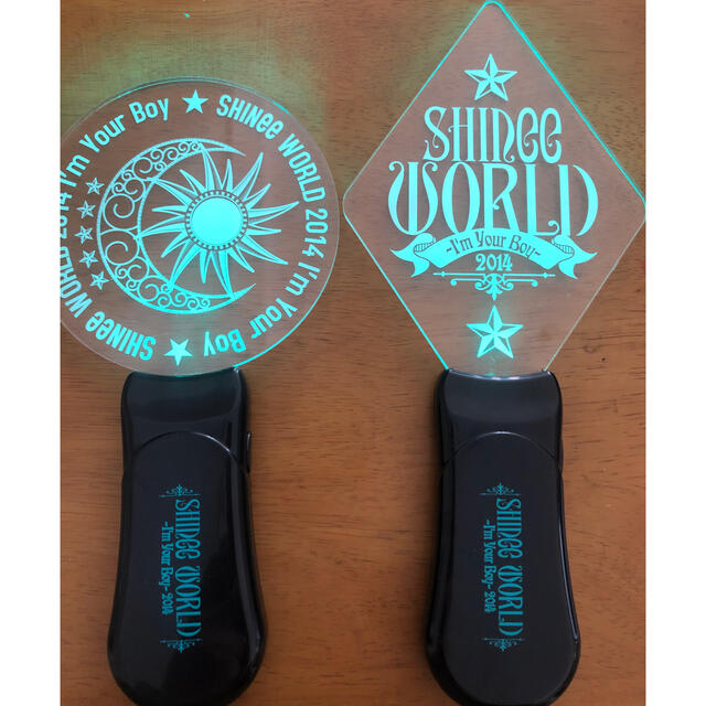 SHINee(シャイニー)のSHINee SHINEE WORLD 2014 ペンライト エンタメ/ホビーのタレントグッズ(アイドルグッズ)の商品写真