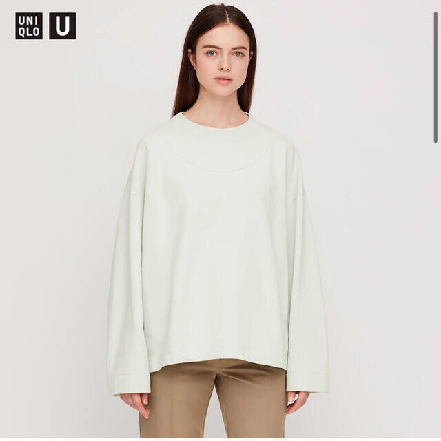 UNIQLO(ユニクロ)の新品未使用　ユニクロ　スウェットボクシークルーネックシャツ レディースのトップス(トレーナー/スウェット)の商品写真