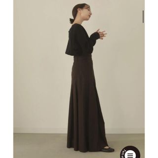 ザラ(ZARA)の新品lourenローレンpleatsflarelongskirtフレアスカートS(ロングスカート)