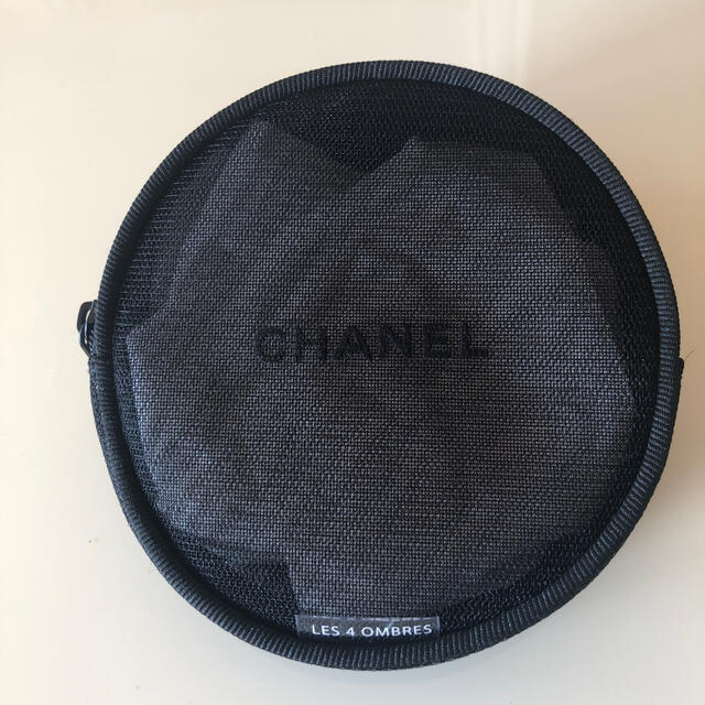 CHANEL(シャネル)のシャネル　ミニポーチ レディースのファッション小物(ポーチ)の商品写真