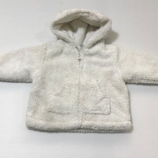 ベビーギャップ(babyGAP)のベビーギャップ　パーカー　白　新生児用　3〜6ヶ月(ジャケット/コート)