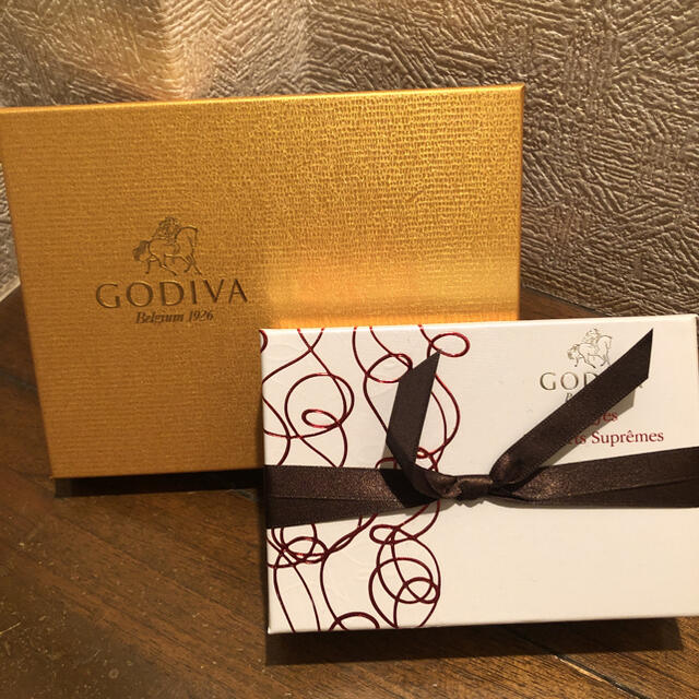 GODIVA ブラックフライデー　2020 ※バック無し 食品/飲料/酒の食品(菓子/デザート)の商品写真